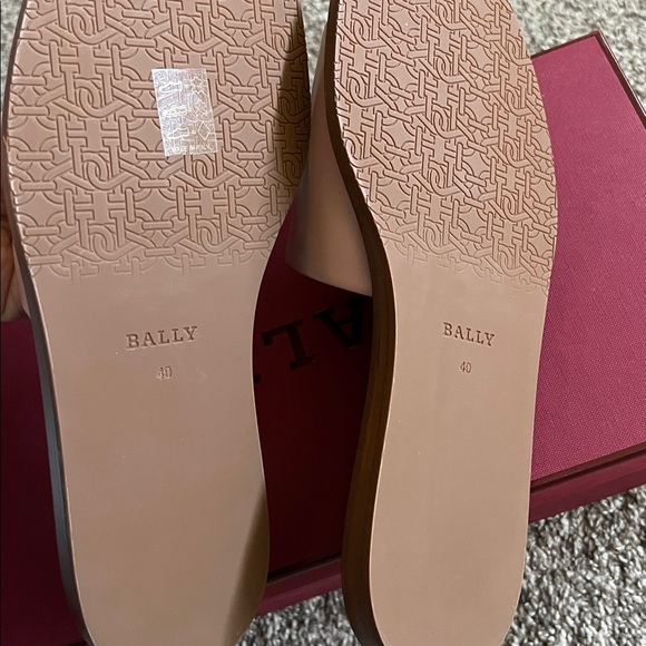 Bally Women's Blush Pink Mules Slides Sandals with Gold Accent Bally Eloise 40